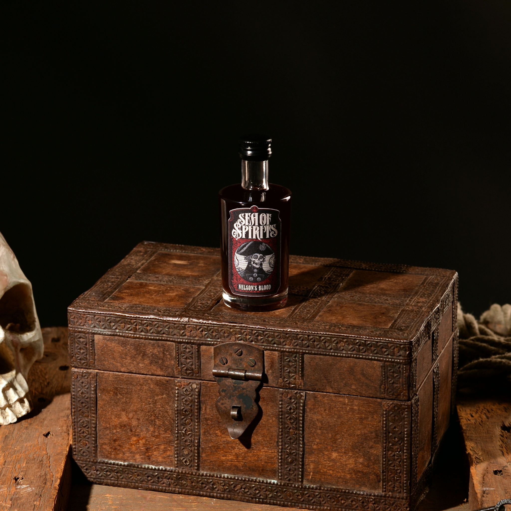 Nelson's Blood – Scharfer Whisky-Rotwein-Fruchtlikör